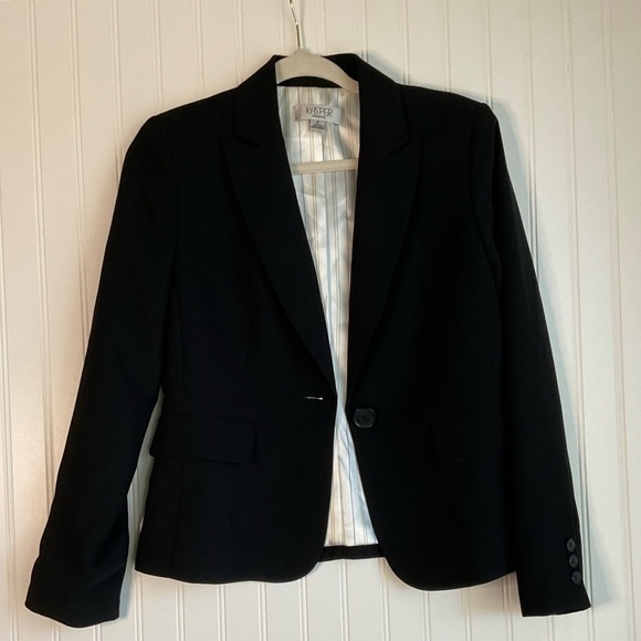Kasper Jackets & Blazers - Kasper Separates Suit Jacket Blazer 6 Black Classic Single Button